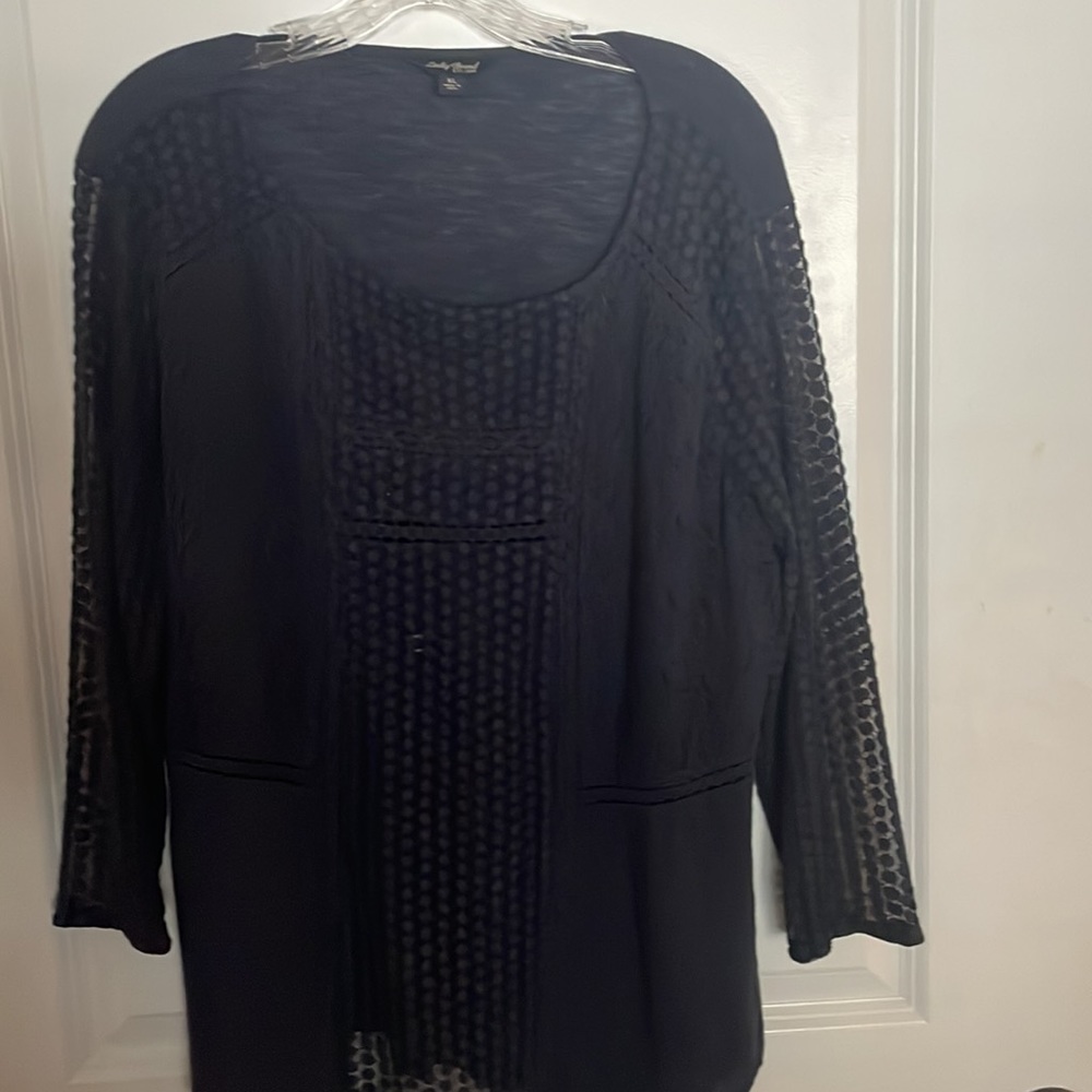 Women’s XL knit lace mid-sleeve top